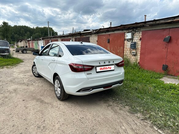 2023 Lada (ВАЗ) Vesta I Рестайлинг (NG), белый - вид 2