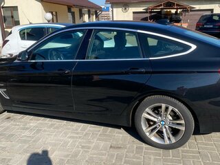 2017 BMW 3 серии Gran Turismo 318d VI (F3x) Рестайлинг, чёрный, 1800000 рублей, вид 3