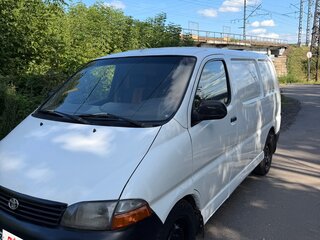 1998 Toyota HiAce XH10, белый, 375000 рублей, вид 1