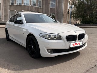 2013 BMW 5 серии 520i VI (F10/F11/F07), белый, 1750000 рублей, вид 3