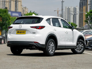 2025 Mazda CX-5 II Рестайлинг, белый, 3050000 рублей, вид 3
