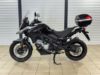 2017 Suzuki V-Strom DL 650, чёрный, 795000 рублей, вид 4