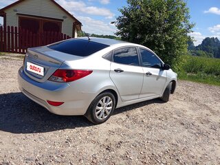 2011 Hyundai Solaris I, серый, 720000 рублей, вид 5