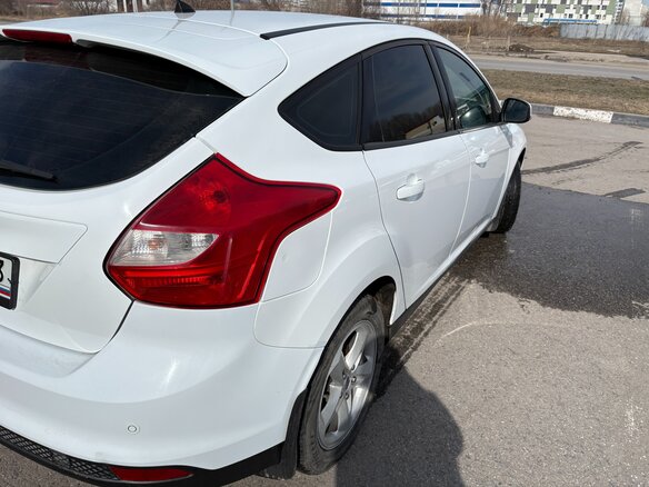 2015 Ford Focus III, белый, 750000 рублей - вид 17