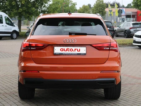 2023 Audi Q3 35 TDI II (F3), оранжевый, 3842026 рублей, вид 4