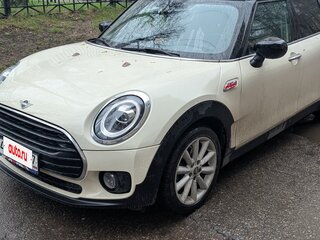 2020 Mini Clubman Cooper II Рестайлинг, белый, 2500000 рублей, вид 1