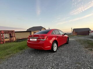 2013 Chevrolet Cruze I Рестайлинг, красный, 800000 рублей, вид 2