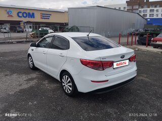 2016 Kia Rio III Рестайлинг, белый, 760000 рублей, вид 5