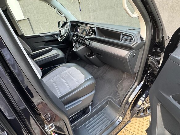 2020 Volkswagen Multivan T6 Рестайлинг, чёрный, 4700000 рублей - вид 5