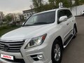 2012 Lexus LX 570 III Рестайлинг, серебристый, 6500000 рублей