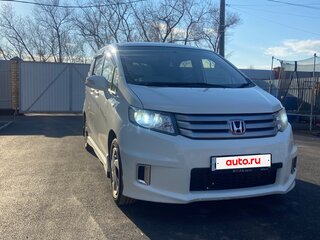 2012 Honda Freed Spike I Рестайлинг, белый, 1050000 рублей, вид 2