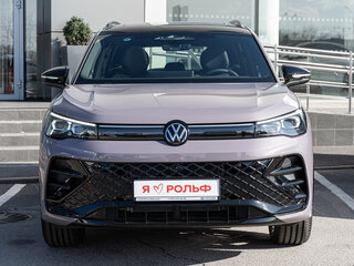 2026 Volkswagen Tiguan L Pro III (China Market), серый, 5110000 рублей, вид 3