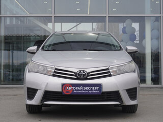 2016 Toyota Corolla XI (E160, E170, E180), серебристый, 1222000 рублей, вид 2