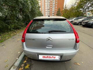 2010 Citroen C4 I Рестайлинг, серебристый, 290000 рублей, вид 3