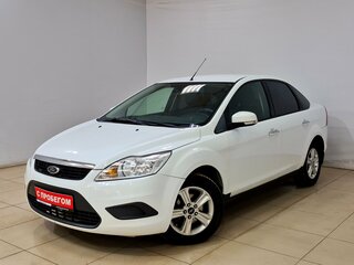 2010 Ford Focus II Рестайлинг, белый, 550000 рублей, вид 1