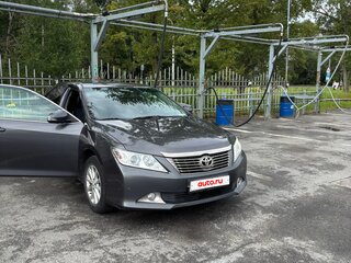 2013 Toyota Camry VII (XV50), серый, 1400000 рублей, вид 1
