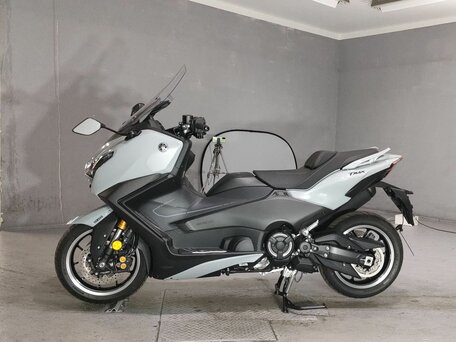2025 Yamaha TMAX, серый, 1390000 рублей, вид 5