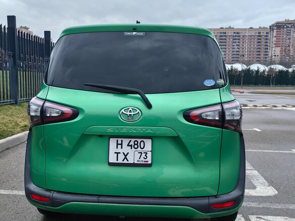 2015 Toyota Sienta II, зелёный, 1290000 рублей - вид 7