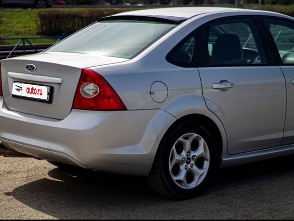 2011 Ford Focus II Рестайлинг, серебристый, 570000 рублей - вид 7