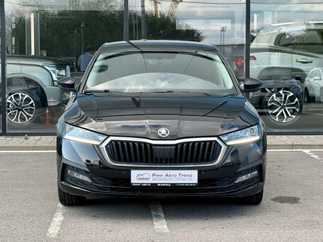 2021 Skoda Octavia IV (A8), чёрный, 2120000 рублей, вид 3