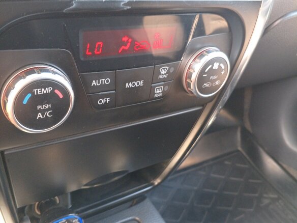2011 Suzuki SX4 I (Classic) Рестайлинг, чёрный, 600000 рублей - вид 14