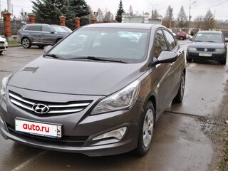2014 Hyundai Solaris I Рестайлинг, серый, 900000 рублей, вид 3