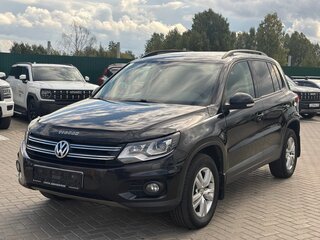 2011 Volkswagen Tiguan I Рестайлинг, чёрный, 1375000 рублей, вид 1