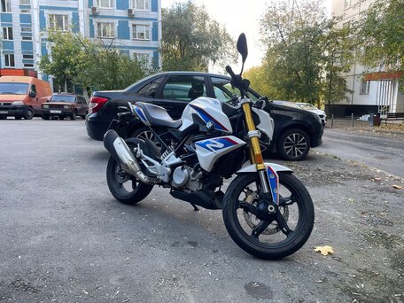 2017 BMW G 310 R, белый, 345000 рублей, вид 1