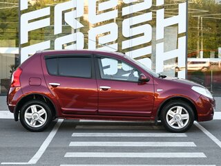 2013 Renault Sandero I, красный, 879000 рублей, вид 5