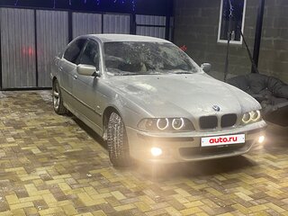 2000 BMW 5 серии 525i IV (E39) Рестайлинг, серебристый, 600000 рублей, вид 1