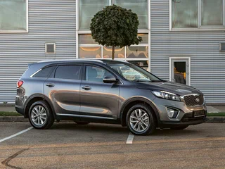 2017 Kia Sorento III Prime, серый, 2045000 рублей, вид 3