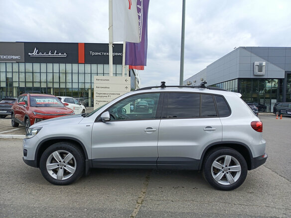 2016 Volkswagen Tiguan I Рестайлинг, серебристый - вид 7