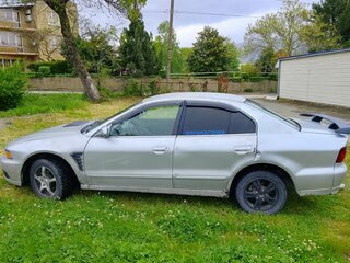 2002 Mitsubishi Galant VIII Рестайлинг, серебристый, 220000 рублей, вид 4