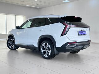2024 Geely Atlas II, белый, 3050000 рублей, вид 4