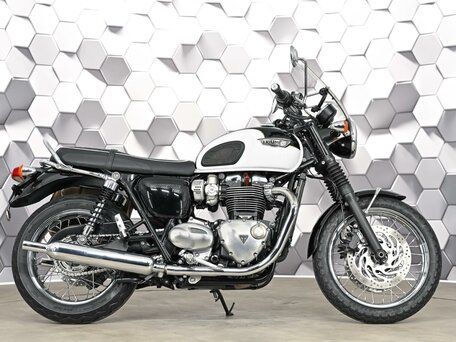 2016 Triumph Bonneville T120, белый, 927000 рублей, вид 3