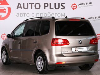2013 Volkswagen Touran I Рестайлинг 2, бежевый, 1150000 рублей, вид 2