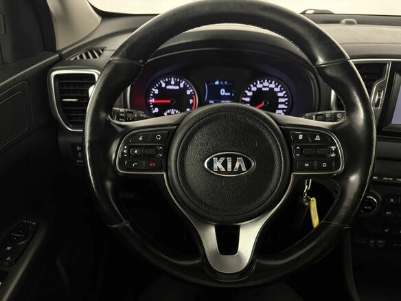 2018 Kia Sportage IV, чёрный, 1840000 рублей - вид 13