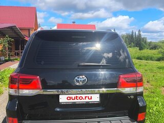 2016 Toyota Land Cruiser 200 Series Рестайлинг 2, чёрный, 7000000 рублей, вид 4