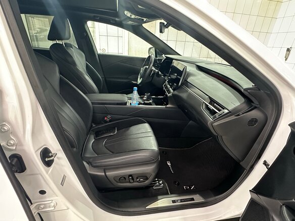 2022 Lexus RX 350 V, белый, 10500000 рублей - вид 11