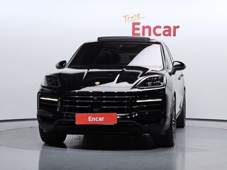 2024 Porsche Cayenne III Рестайлинг, чёрный, 11995000 рублей, вид 2