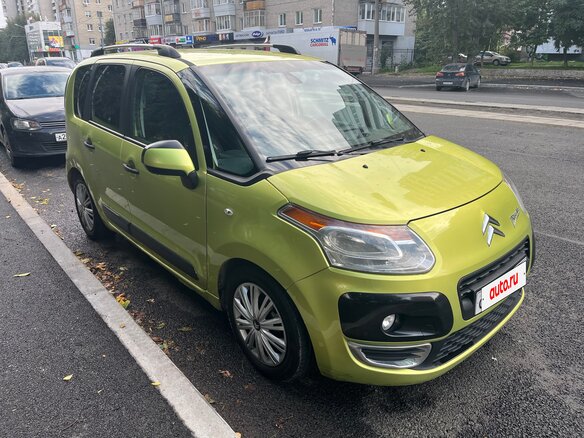 2011 Citroen C3 Picasso I, зелёный, 454000 рублей
