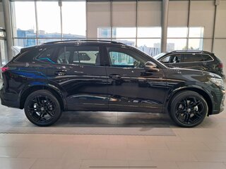 2026 Volkswagen Tiguan L Pro III (China Market), чёрный, 5050000 рублей, вид 3