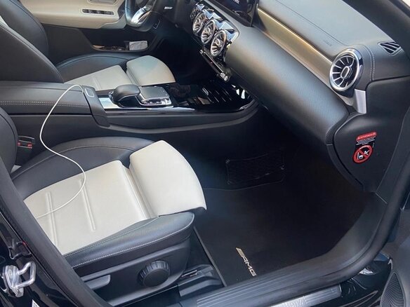 2019 Mercedes-Benz CLA 200 II (C118, X118), чёрный, 3220000 рублей - вид 5