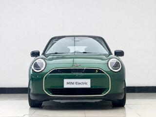 2026 Mini Hatch Cooper Electric SE IV (F65/F66/J01), зелёный, 5690000 рублей, вид 2