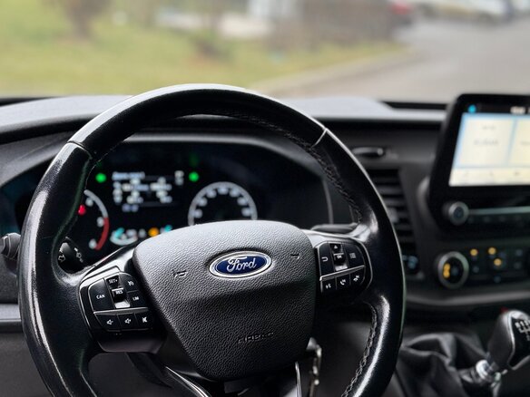 2022 Ford Transit, серебристый, 3800000 рублей - вид 8