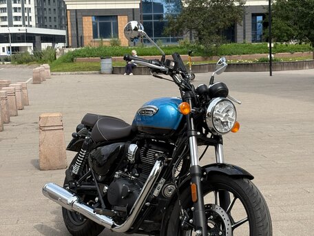 2024 Royal Enfield Meteor, синий, 380000 рублей, вид 3