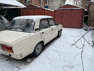 1993 Lada (ВАЗ) 2105, белый, 60000 рублей, вид 3