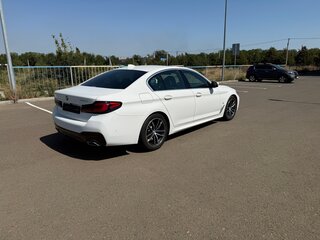 2021 BMW 5 серии 523d VII (G30/G31/G38) Рестайлинг, белый, 4800000 рублей, вид 4