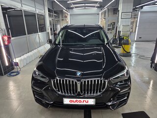 2020 BMW X5 30d IV (G05/G18), чёрный, 7490000 рублей, вид 2