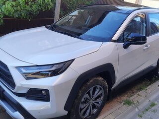 2023 Toyota RAV4 V (XA50), белый, 4100000 рублей, вид 2
